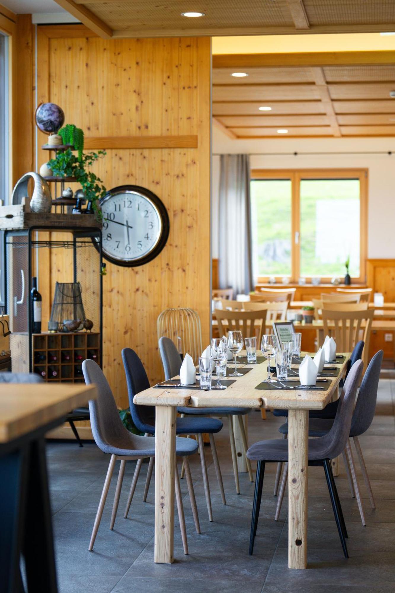 Hotel Restaurant Berghaus Malbun Buchserberg Букс Экстерьер фото