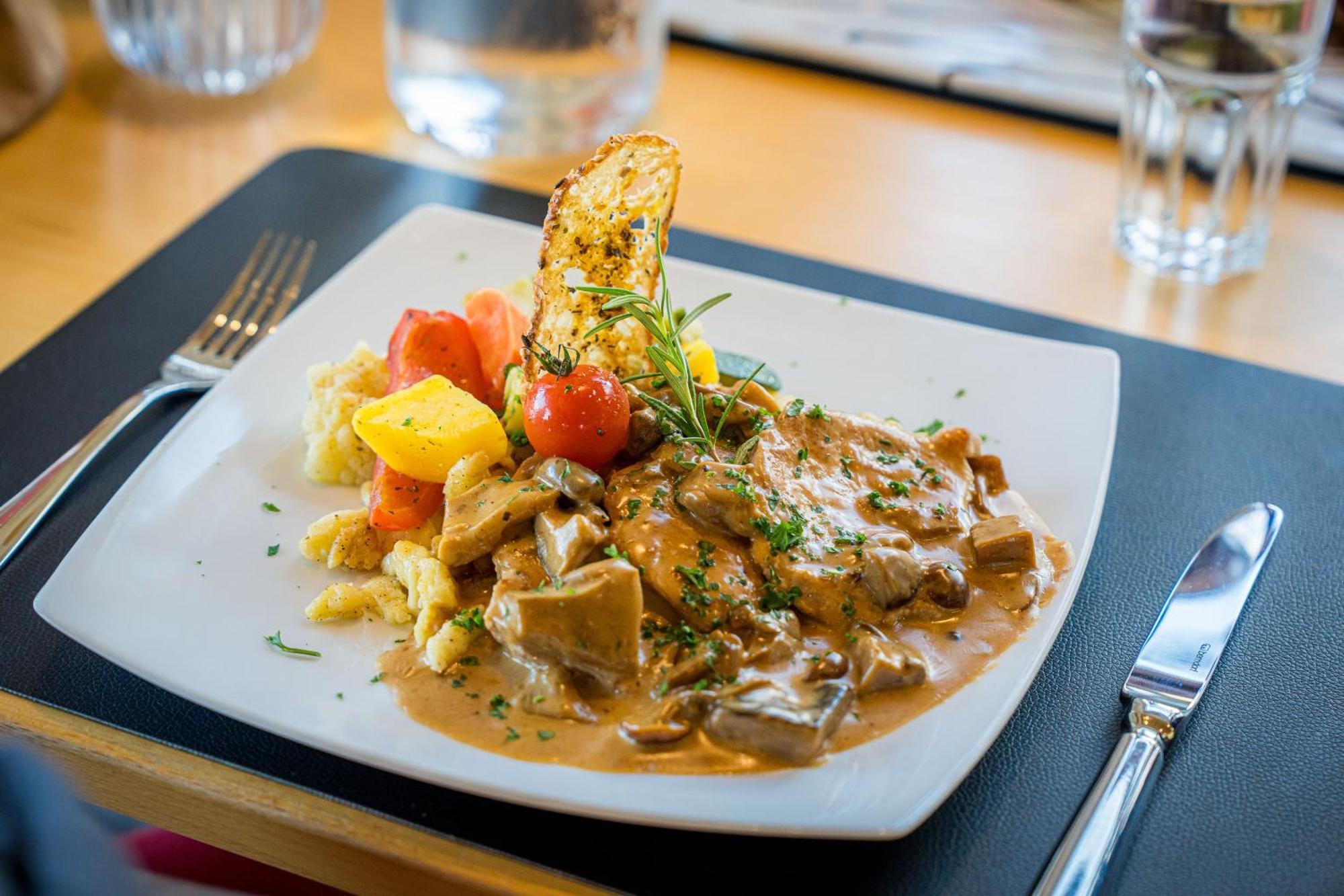 Hotel Restaurant Berghaus Malbun Buchserberg Букс Экстерьер фото