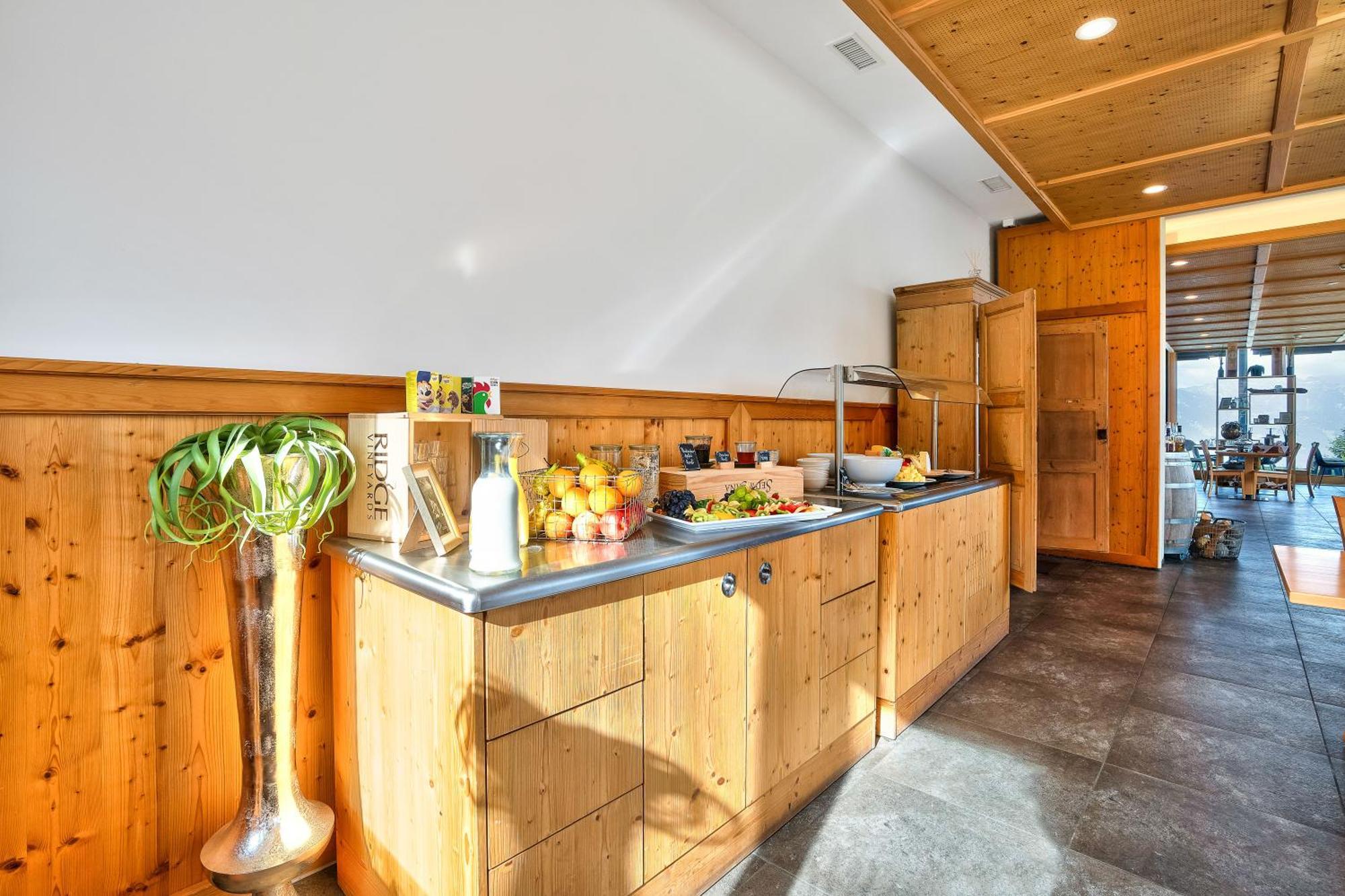 Hotel Restaurant Berghaus Malbun Buchserberg Букс Экстерьер фото