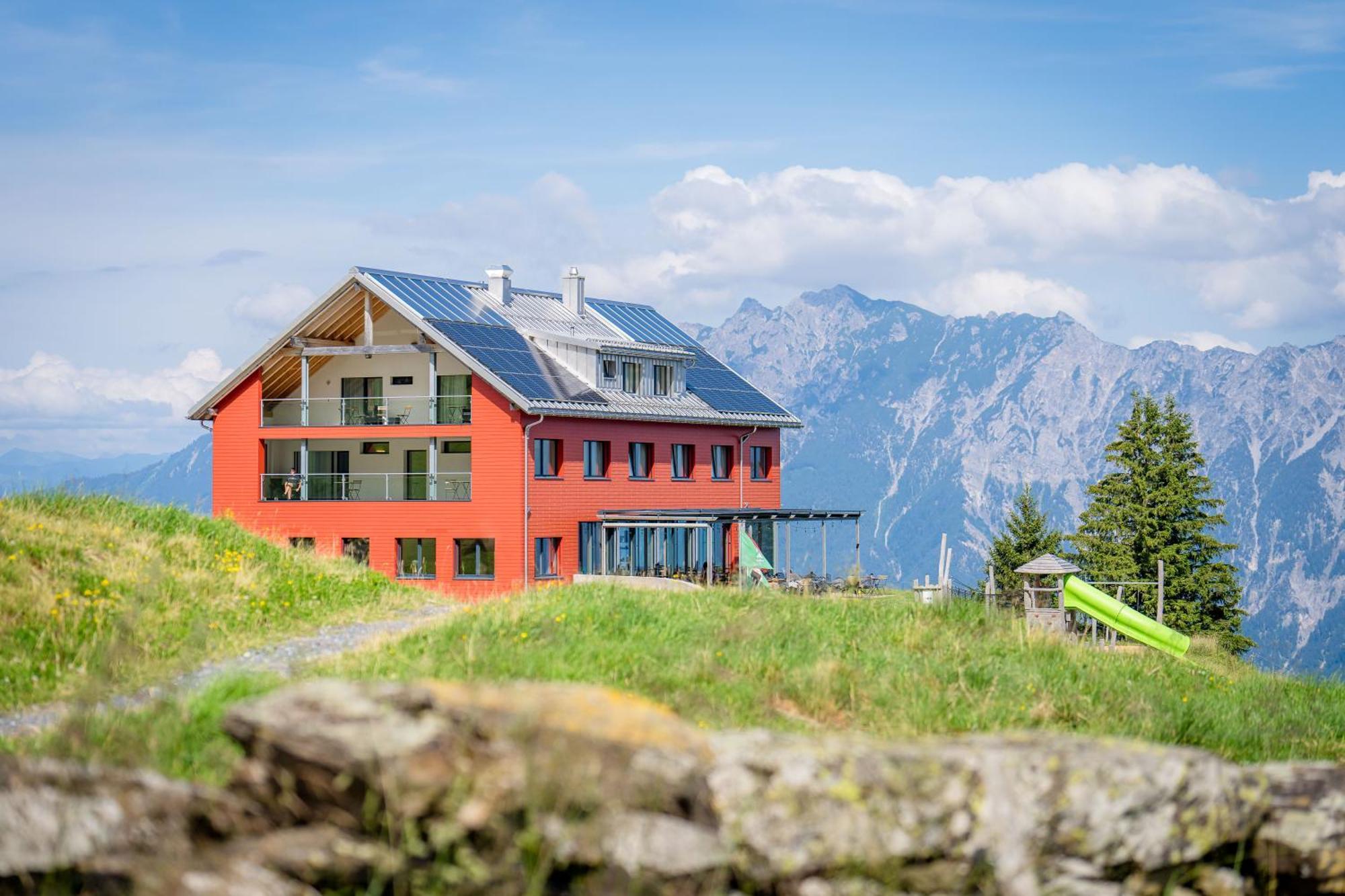 Hotel Restaurant Berghaus Malbun Buchserberg Букс Экстерьер фото
