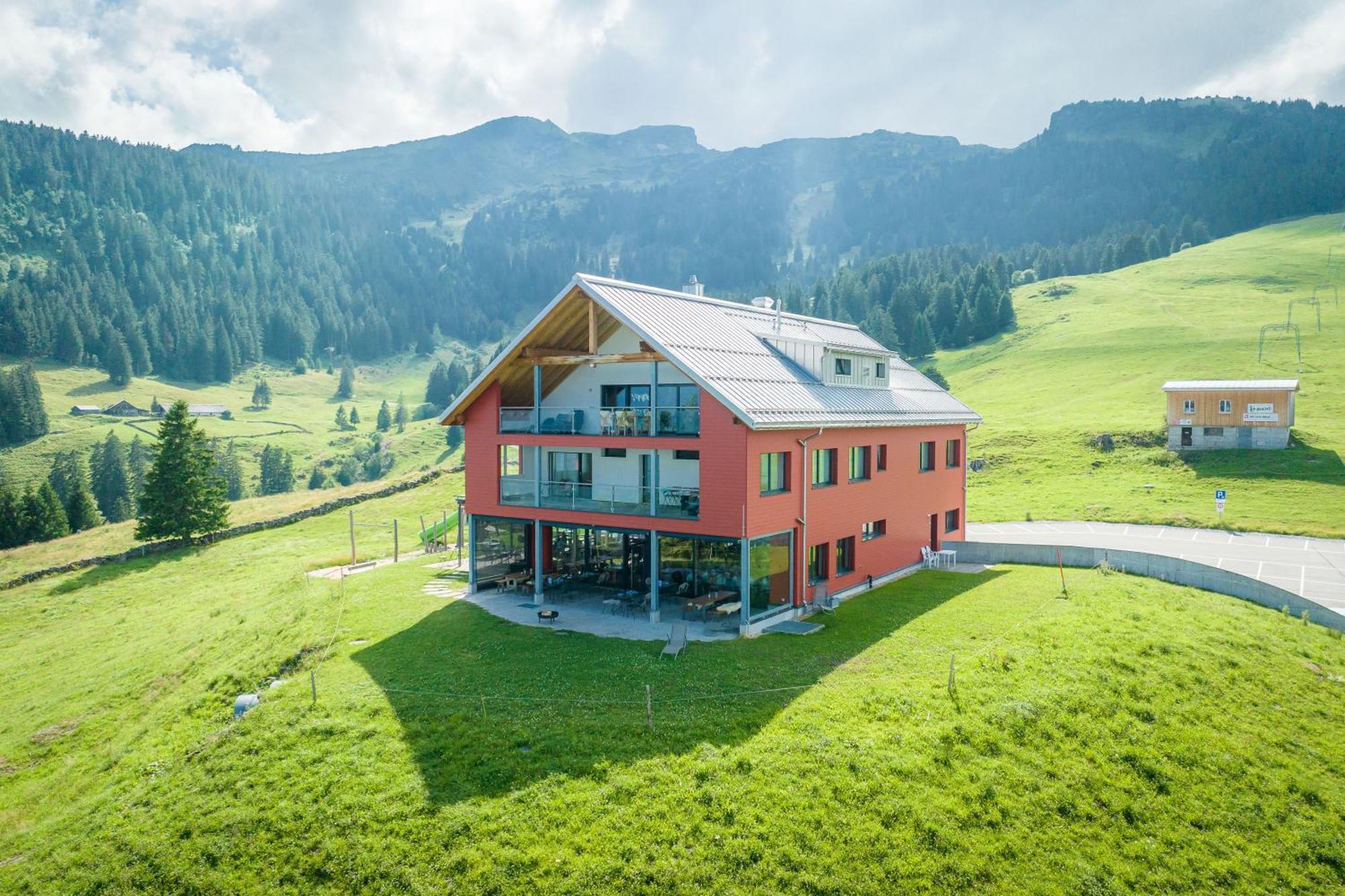 Hotel Restaurant Berghaus Malbun Buchserberg Букс Экстерьер фото